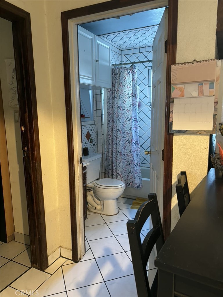 https://media.crmls.org/medias/619bc865-ab99-4fe6-a339-015bf3832cdd.jpg?preset=X-Large