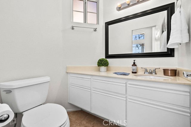1055 S Sundance Drive, Anaheim Hills CA: https://media.crmls.org/medias/619c0136-7651-4709-a9d0-67a3c8b60c09.jpg
