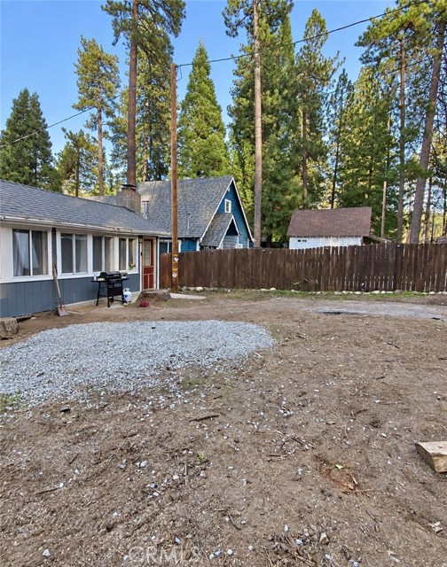 22894 Waters Drive, Crestline, CA 92325