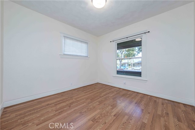 Detail Gallery Image 4 of 33 For 123 S Olive St, Anaheim,  CA 92805 - 4 Beds | 3 Baths