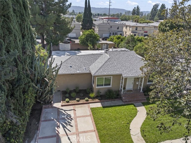 Detail Gallery Image 39 of 44 For 17008 Hartland St, Lake Balboa,  CA 91406 - 4 Beds | 2 Baths