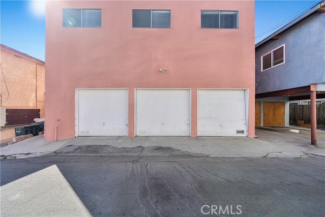 2124 Hermosa Avenue, Hermosa Beach, California 90254, 10 Bedrooms Bedrooms, ,8 BathroomsBathrooms,Residential,Sold,Hermosa,SB25013040