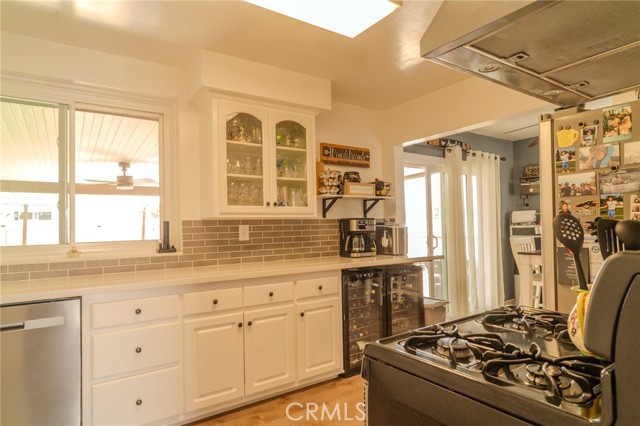 Detail Gallery Image 14 of 38 For 11906 Bluefield, La Mirada,  CA 90638 - 4 Beds | 2 Baths