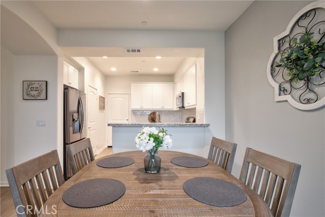Detail Gallery Image 9 of 51 For 41985 Emelia St #301,  Murrieta,  CA 92562 - 3 Beds | 2/1 Baths