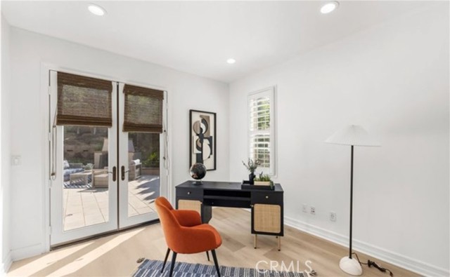 31 Prairie, Irvine CA: https://media.crmls.org/medias/61a20087-61e1-45c3-911b-28020f7a2176.jpg