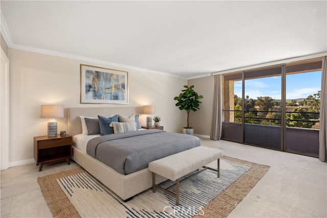 24055 Paseo Del Lago, Laguna Woods CA: https://media.crmls.org/medias/61a25d78-60af-4c91-a231-682b7cf7b63a.jpg
