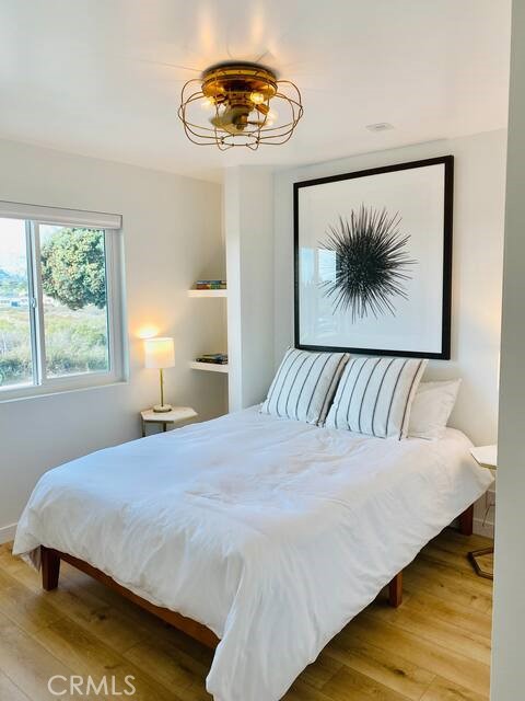 160 Ash Avenue, Carpinteria CA: https://media.crmls.org/medias/61a29fb6-55dd-4e50-915d-666d3e0c87e9.jpg