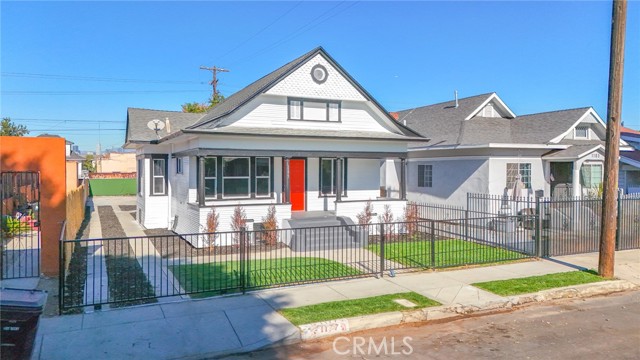 Detail Gallery Image 1 of 49 For 1177 E 54th St, Los Angeles,  CA 90011 - 4 Beds | 2 Baths