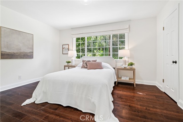 Detail Gallery Image 36 of 73 For 4590 Ensenada Dr, Woodland Hills,  CA 91364 - 3 Beds | 2/1 Baths