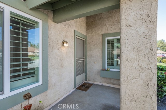 Detail Gallery Image 4 of 30 For 35207 Village 35, Camarillo,  CA 93012 - 2 Beds | 2 Baths