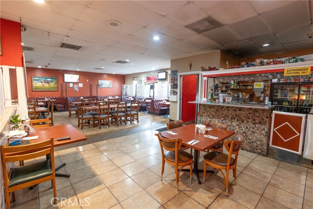 5949 Whittier, Los Angeles CA: https://media.crmls.org/medias/61a3a634-2bc5-4cce-ba4d-44ba27c8e3b8.jpg