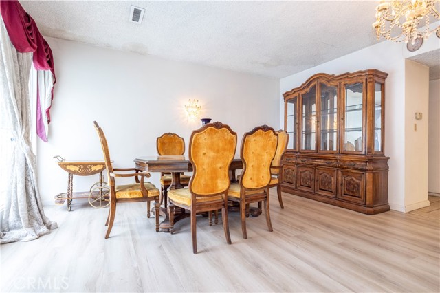 Detail Gallery Image 17 of 32 For 16643 Tuba, Granada Hills,  CA 91343 - 3 Beds | 2 Baths