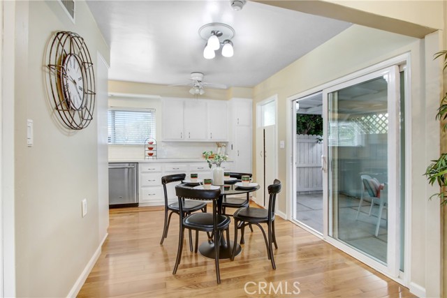 Detail Gallery Image 13 of 44 For 927 Alta Loma Dr, Corona,  CA 92882 - 4 Beds | 2 Baths