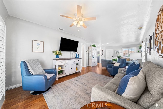 Detail Gallery Image 10 of 38 For 787 W 27th, San Pedro,  CA 90731 - 2 Beds | 2 Baths