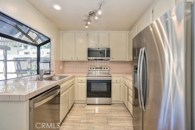 Detail Gallery Image 34 of 52 For 13 Colby Ct, Sacramento,  CA 95825 - 2 Beds | 1 Baths