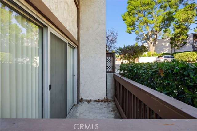 318 S Miraleste Drive, San Pedro CA: https://media.crmls.org/medias/61a482f3-6c26-48ff-ba52-e869f3daea74.jpg