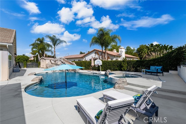 8067 Terraza Court, Riverside CA: https://media.crmls.org/medias/61a5163f-eedb-4561-b71d-b50a8ad39a2f.jpg