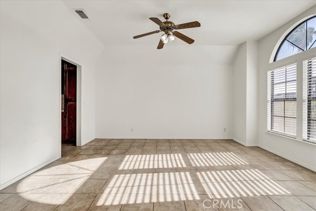 Detail Gallery Image 18 of 53 For 1219 University Ave, Hanford,  CA 93230 - 3 Beds | 2 Baths
