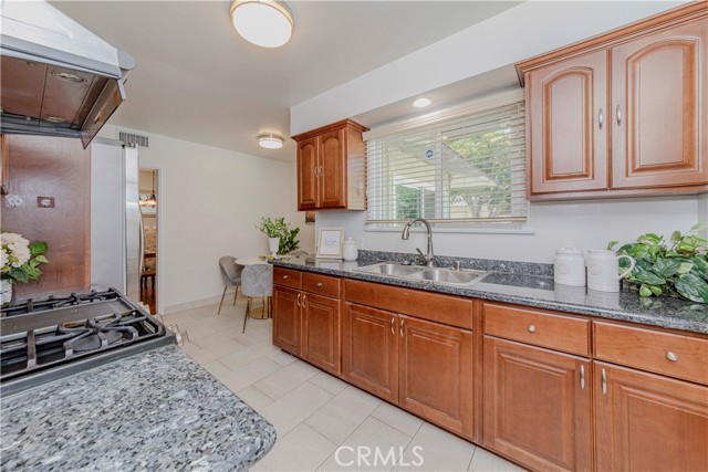 Detail Gallery Image 18 of 49 For 405 W Virginia Ave, Glendora,  CA 91741 - 3 Beds | 2 Baths
