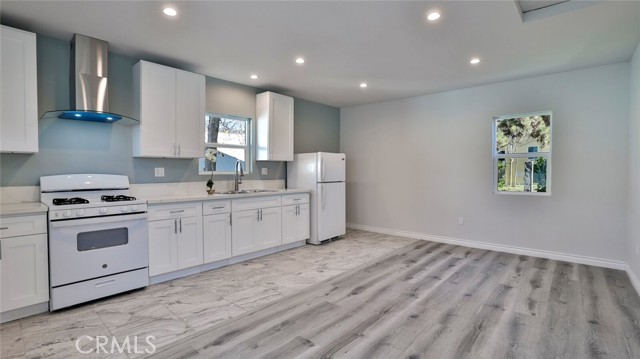 Detail Gallery Image 56 of 75 For 210 N Sparks St, Burbank,  CA 91506 - 4 Beds | 4 Baths