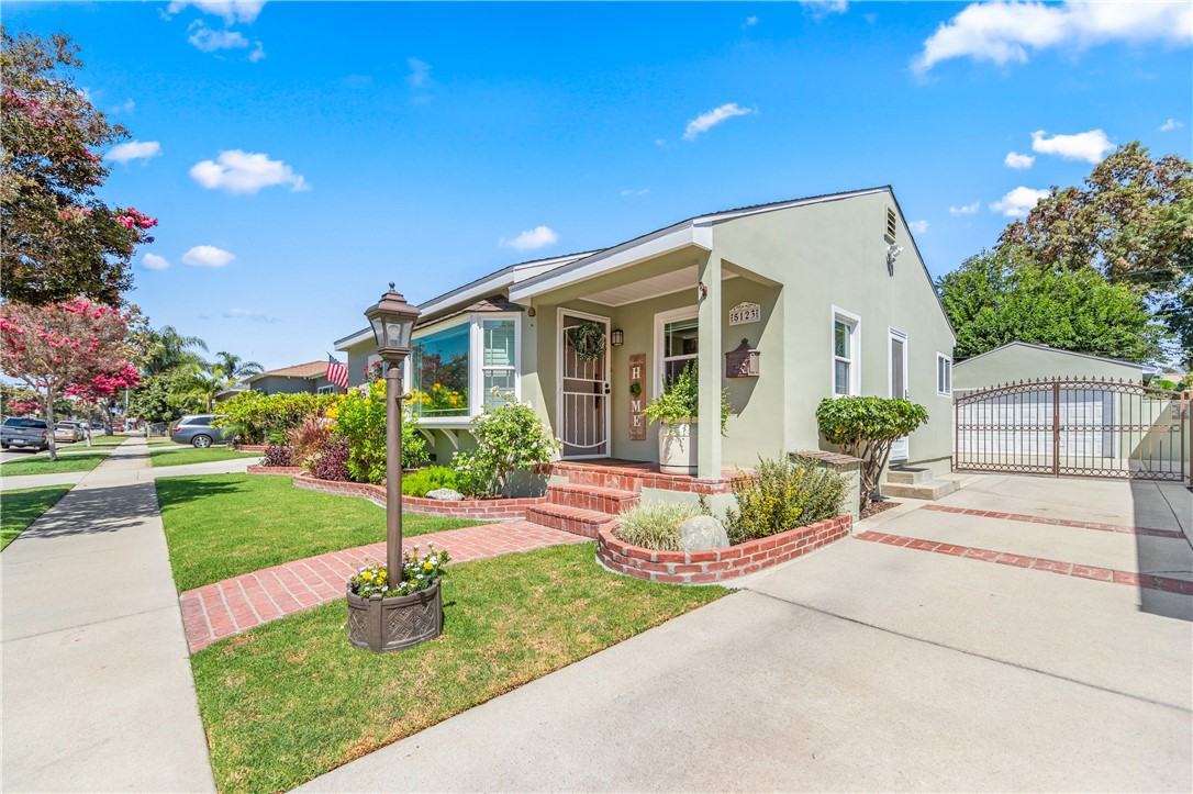 Image 2 for 5123 Hedda St, Lakewood, CA 90712