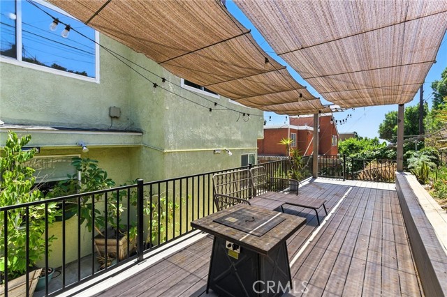 5439 S La Cienega Boulevard, Ladera Heights CA: https://media.crmls.org/medias/61a7833c-8906-41f6-a3d3-87852df784ce.jpg