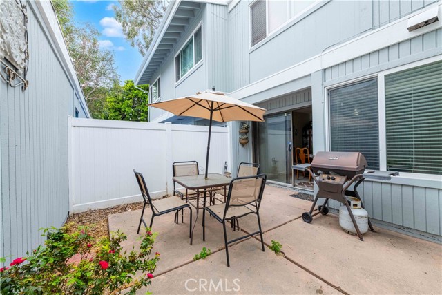 1363 San Simeon Court, Ventura CA: https://media.crmls.org/medias/61a8fea3-adf9-4878-8456-4f1965f685f1.jpg