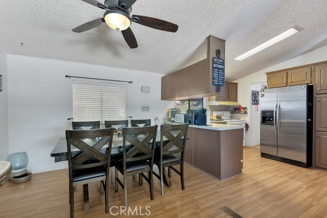 24425 Woolsey Canyon Road, West Hills CA: https://media.crmls.org/medias/61a91ec9-81df-449c-b54b-dea806d1e7b1.jpg