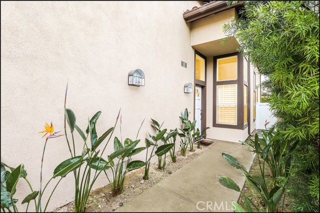 99 Mayfair, Aliso Viejo CA: https://media.crmls.org/medias/61ab3f3e-0dd1-4954-b9d6-d3d179438d19.jpg