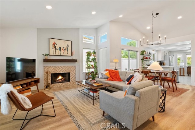Detail Gallery Image 3 of 33 For 36364 Provence Dr, Murrieta,  CA 92562 - 3 Beds | 2 Baths