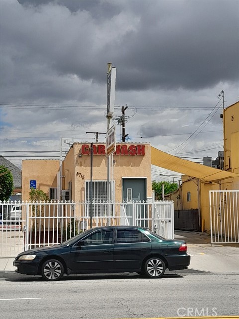 5715 Whittier Boulevard, Los Angeles, CA, 90022 5715 Whittier Boulevard, Los Angeles, CA, 90022