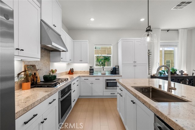 Image 15 of 43 For 27411 Arborview Lane