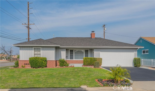 1011 E Greendale St, West Covina, CA 91790