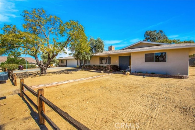 Detail Gallery Image 2 of 60 For 6919 Lennox Ave, Yucca Valley,  CA 92284 - 3 Beds | 2 Baths
