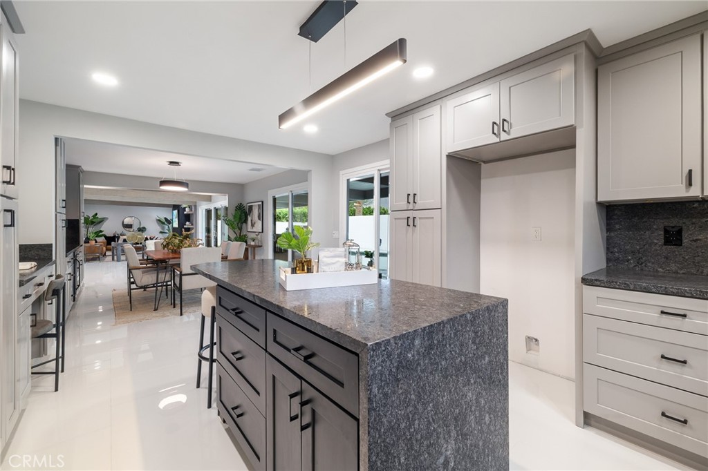 MLS #SR25265594 image #14