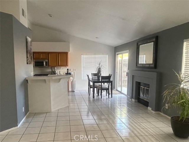 Detail Gallery Image 21 of 50 For 1847 Heritage Lane, Palmdale,  CA 93551 - 3 Beds | 2 Baths