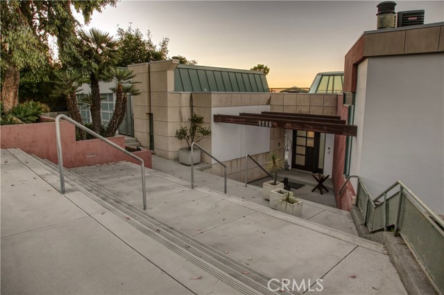 Detail Gallery Image 3 of 53 For 3807 Crest Rd, Rancho Palos Verdes,  CA 90275 - 5 Beds | 6/1 Baths