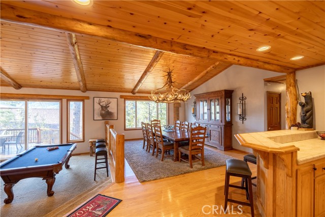 Detail Gallery Image 10 of 44 For 42690 Edgehill Pl, Big Bear Lake,  CA 92315 - 3 Beds | 2 Baths