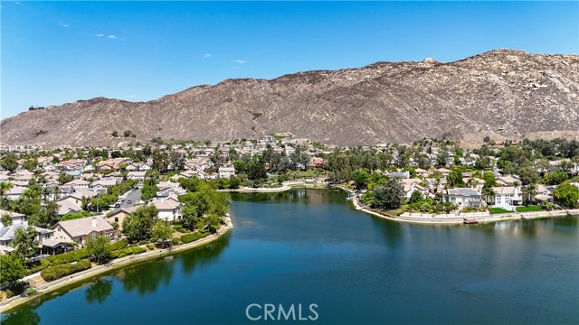 23638 Airosa Place, Moreno Valley CA: https://media.crmls.org/medias/61b3092d-fc94-4bfe-b287-07d3273ac2a6.jpg