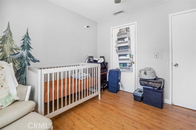 3940 N Golden Avenue, San Bernardino CA: https://media.crmls.org/medias/61b3e058-7cb5-4ead-8cbc-45816a4f005c.jpg