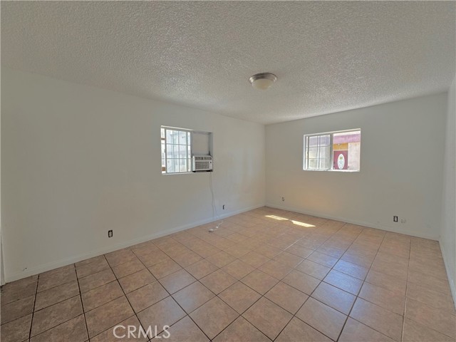 22328 Denker Avenue, Torrance CA: https://media.crmls.org/medias/61b3ec1d-d763-48d0-a9a8-3d23ca890f0f.jpg