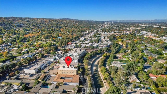 Detail Gallery Image 41 of 45 For 13004 Valleyheart Dr #205,  Studio City,  CA 91604 - 2 Beds | 2/1 Baths