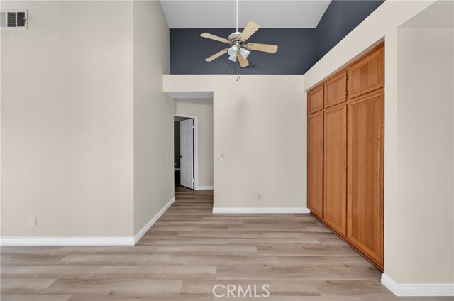 Detail Gallery Image 11 of 48 For 33130 Trabuco Dr, Lake Elsinore,  CA 92530 - 3 Beds | 2 Baths