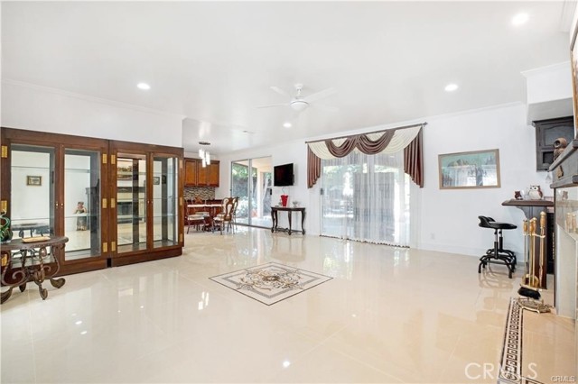 22329 Plummer Street, Chatsworth CA: https://media.crmls.org/medias/61b5d3ad-1ef1-4b50-aa8d-af78f30574f5.jpg