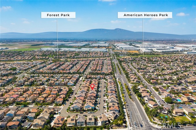 16114 Almond Avenue, Chino CA: https://media.crmls.org/medias/61b60378-608b-408a-9d6f-752d396c207b.jpg