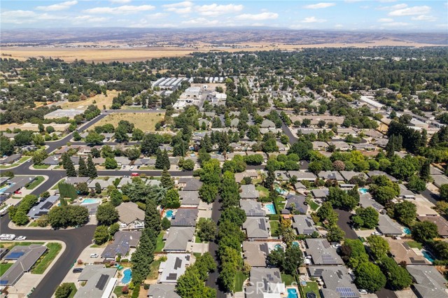 Detail Gallery Image 53 of 53 For 204 Crater Lake Dr, Chico,  CA 95973 - 4 Beds | 3 Baths