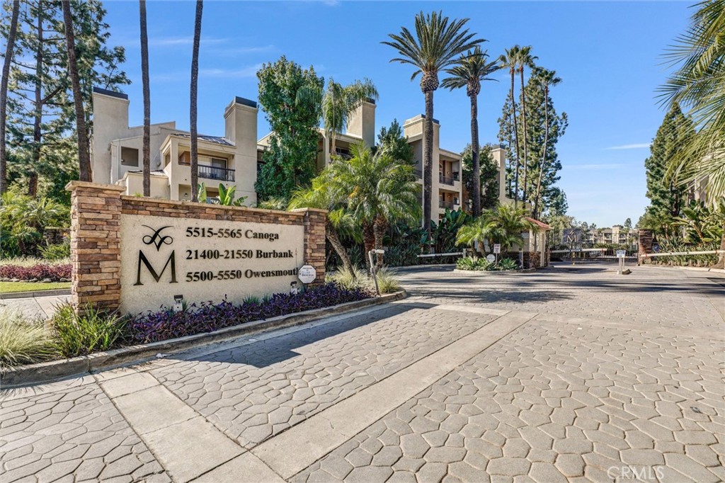 5535 Canoga Avenue #204