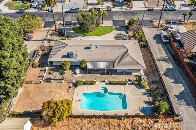 Detail Gallery Image 2 of 40 For 27193 Cornell St, Hemet,  CA 92544 - 3 Beds | 2/1 Baths