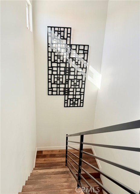 Detail Gallery Image 12 of 43 For 5336 Lemon Grove, Los Angeles,  CA 90038 - 6 Beds | 4/1 Baths