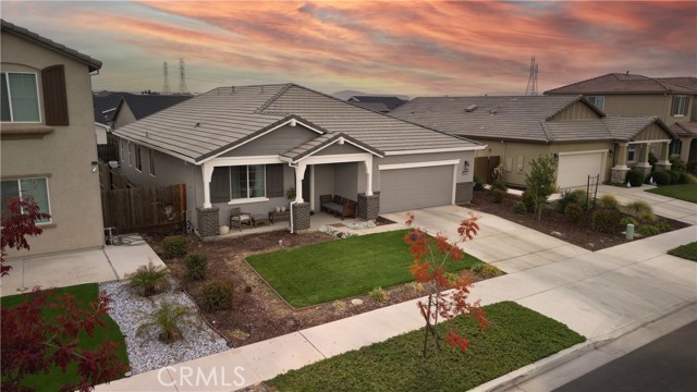 Detail Gallery Image 2 of 18 For 2457 Freestone Dr, Merced,  CA 95340 - 3 Beds | 2 Baths